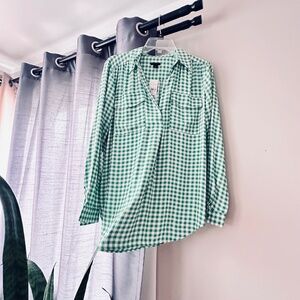 Ann Taylor Gingham Plaid Pop-Over Blouse - size M - NWT